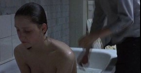 Mom washed with an adult son or younger brother in the bathroom, zarasho