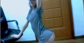 Petite Korean girl shows her boyfiend her tight pussy, arendi