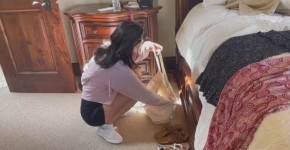Amateur Brunette Reina Packs Her Suitcase And Uses The Chance To Tease, nouthinti