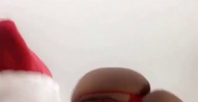 Roxy Reynolds Twerking Christmas 2017, Saaca3c