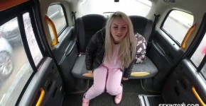 Sexintaxi E Jarushka Ross Czech Small Cock, Habeli