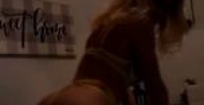 Meetmadden Nothing Compares Vertical Lewd Sweet Holes, sentitesen