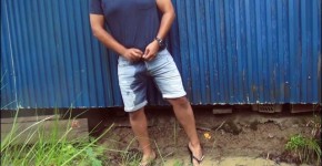 Can't get my cock out in time: Peeing my shorts in a storm, edoror