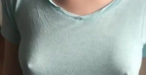 NO BRA Bouncing Small Tits,hard Nipples, Elisabel Suin Boobs 32A BIG ASS, edigol