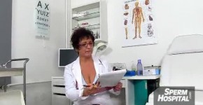 Filthy uniform milf Marta old with young handjob in a clinic, Frantic