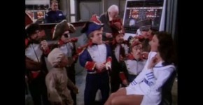 Erin Gray Back in the Day Dwarfs serve her, Indyaritton