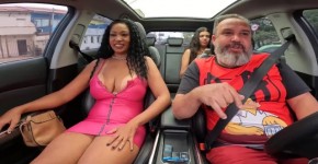 Carona do Ted com nova motorista e Ted pula para trás para fuder - Candy Brazil - Mariana Torres, itoroners