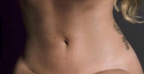 Lady Gaga Topless: http://ow.ly/SqHxI, Wernabet