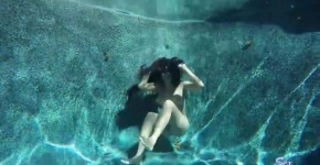 Erotic Mermaid: Aaliyah Hadid pt2, eddinsi