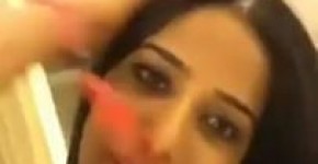 poonam pandey nipples on instagram live video, atowen