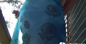 Busty MILF shows her pussy in a close-up, mofenges