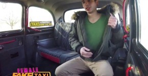 Female Fake Taxi Shy cheating boyfriend fucks blonde cab driver on backseat, Vynnerod