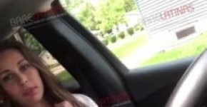 Wife showing in car, barelatinas