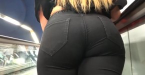 Spanish Candid Big Asses from GLUTEUS DIVINUS, dengath