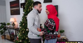 Arab girlfriend Babi Star finally big dicked with xmas by hung boyfriend, xdreamz93