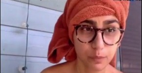 harming Mia Khalifa naked ass boobs private shower, Eulolhar