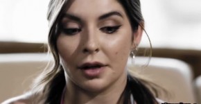 Keira Croft seduced Jessy Jones to have sex, VampBambi