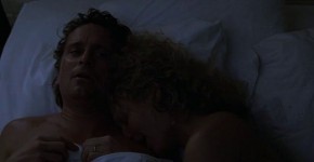 Curly Blonde Glenn Close nude - Fatal Attraction (1987), Clotrioens