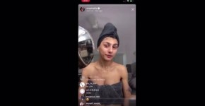 Mia Khalifa Shows Tits on Live, edompeat