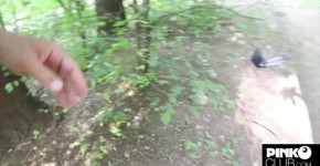 POV di Christian Clay con l'esibizionista Misha Maver in un bosco, In2iabi