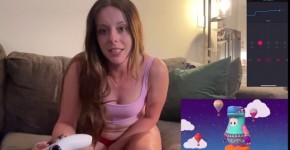 tries to play Fall Guys with her lush in before getting brutally destroyed nadia foxx sexmex, ratintitho