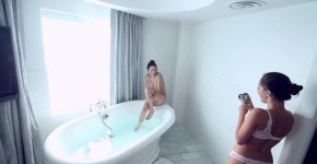 Shyla Jennings and Her Friend Babes Tub Fun, Queforontus