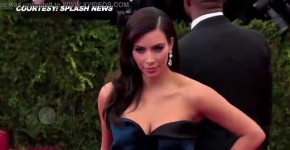 Kim Kardashian BOOBS BURST OUT!, Felingr