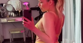 Mia Malkova Onlyfans What Kind Of Mood Does It Look Like Im In 1080x1920 Dick Massage Videos, sithaseng