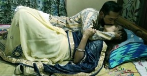 Beautiful Indian bengali bhabhi having sex with loan agent! Best Indian web series sex, tonter