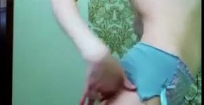 Petite Babe masturbating and having fun, gelyonenaz3682