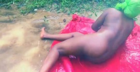 HARDCORE CREAMPIES FUCKED IN THE LOCAL RIVER- SHE LOVE SEX MORE THAN FOOD, elyomar