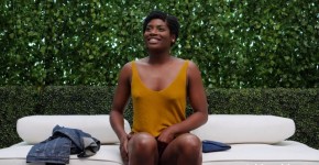 Short Haired Black Girl Kelly Gets Her Hands On A White Dick Hot Babe Fuck, untinenten