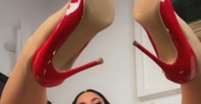 Angela White 6, VARIADOS