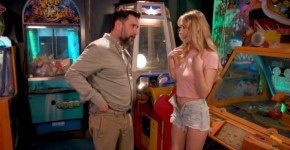 Deepthroated By My Stepdaughter! Sky Pierce & Tommy Pistol Real Sex Videos, etofuthuno