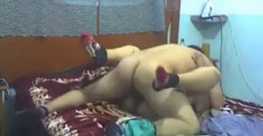 Indian dude works his hard fucking his girlfriend, fidelika