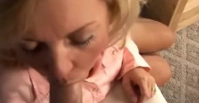 Blonde Housewife Katie Spreads For Dick, itonti