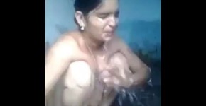 Indian milf bathing and showing her beautiful pussy, chicagobeauty