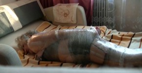 old Mature with big ass wrapped and tickled, vlastrey