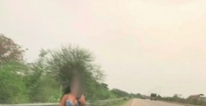 Pinky Naked dare on Indian Highways, Il2iain
