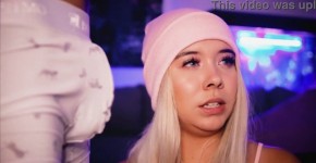 Innocent-faced blonde wants to make her stepbrother's cock hard for you, pofint