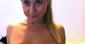 Sexy MILF shows off her big tits on cam, ateale