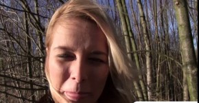 Naughty Nikky Dream fucks a stranger right in the forest, spuugje
