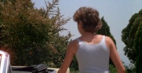 Appealing Woman Kristy McNichol sexy - White Dog (1982), Clotrioens