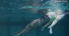 Dressed underwater beauty Bulava Lozhkova swimming naked, itidat