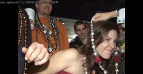 Dana Jalaine Kratohvil Phillips flashing her tits at mardi gras, Ynariff