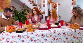 Arietta Adams and Cherry Fae invites Nate for a thanksgiving threesome, imangen