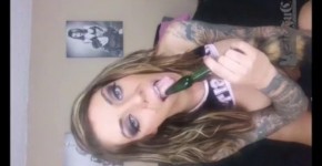Tattoo Girl Karma Rx on Sybian Sex Machine DOUBLE PENETRATION, Fieshere