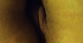 Wifeys Young Hairy Pussy, urisant
