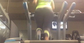 Huge African Busty Donk Clapping Loudly on Treadmill, bestyears
