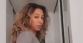 Curly Hair Teen Strips Naked, fasonds